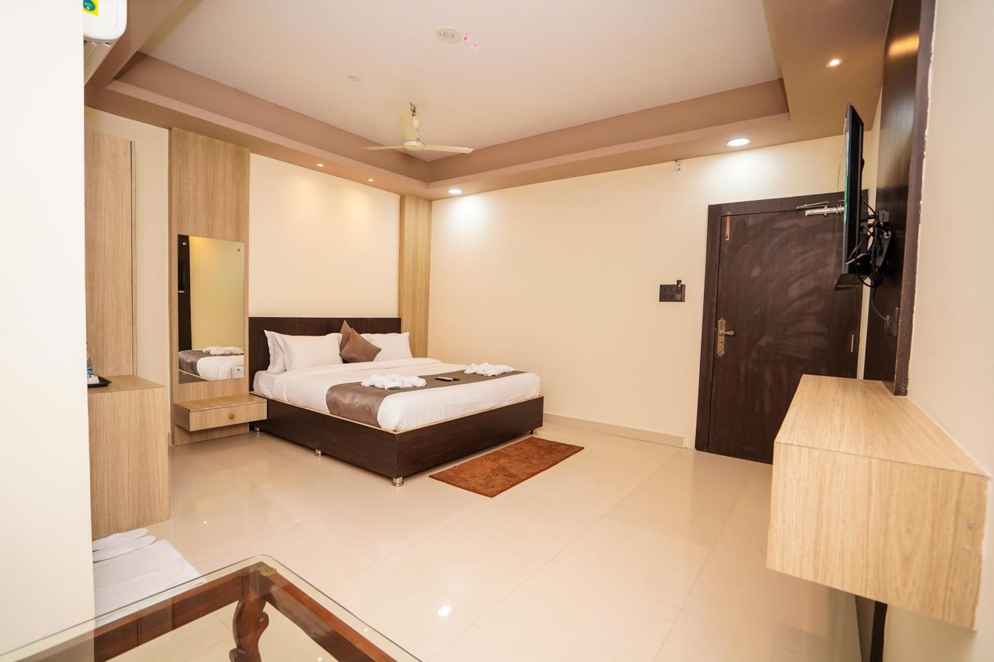 Hotel Middleton Nxt Bhubaneswar Exterior foto